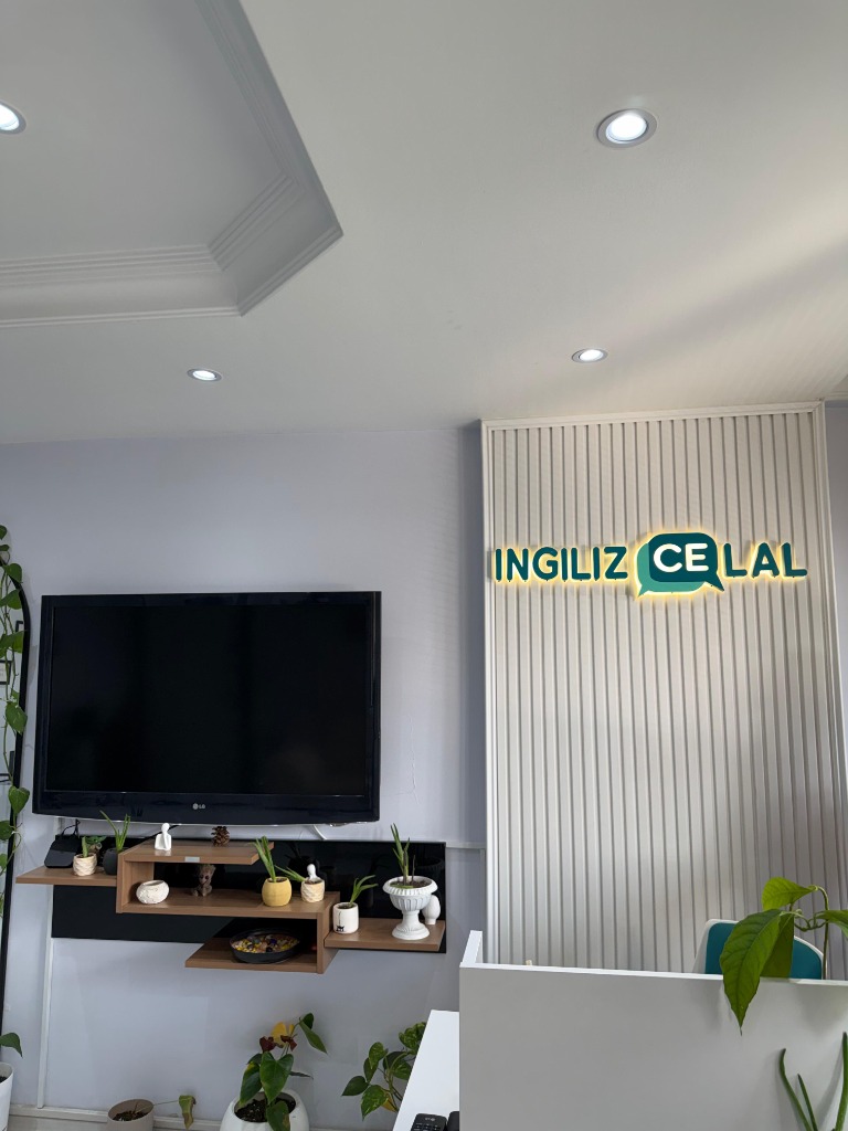 İngilizcelal Dil Kursu Ofis Alanı